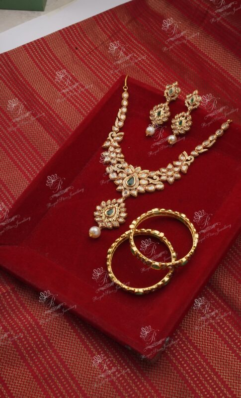 Emerald and Diamond Polki Set